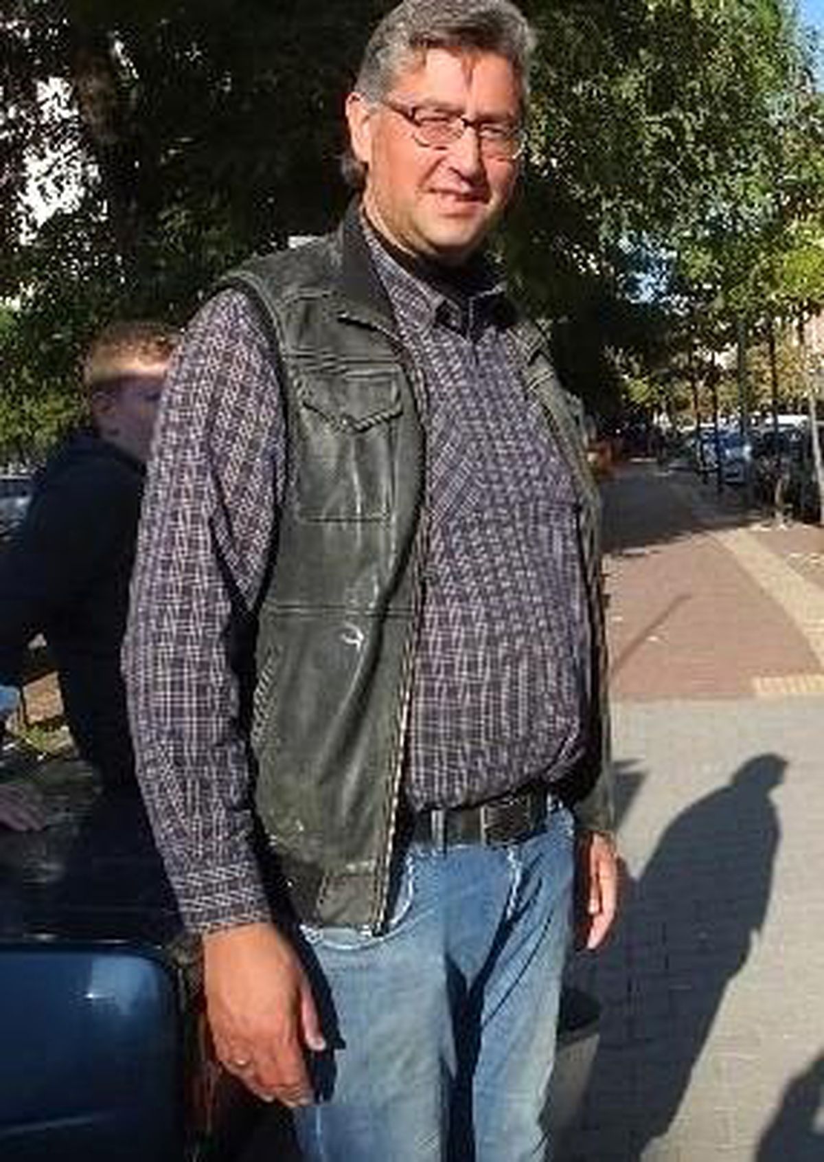 Bu muhtar alkışlanır