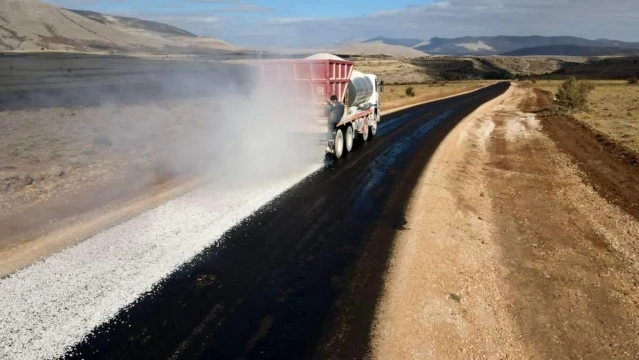 Develi ile Adana'yı birbirine bağlayan 4,5 milyon TL'lik yol