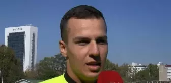 Genç hakem kanseri yendi, sahalara döndü