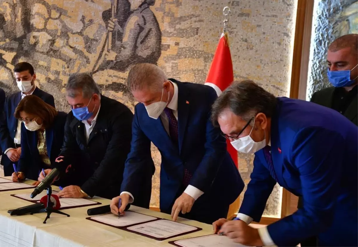 Hayırsever Gentaş Grup Ailesi Tarafından Gaziantep\'e 32 Derslikli Okul Desteği