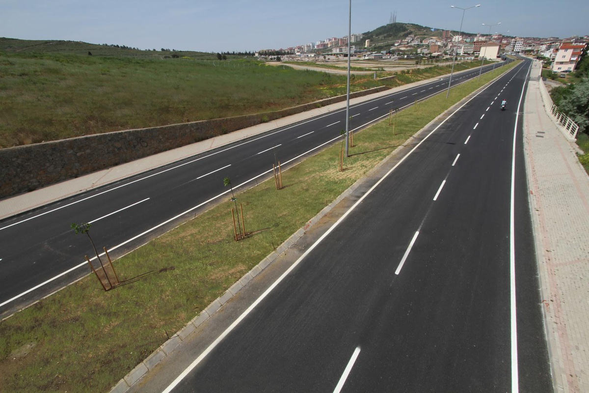 Kocaeli\'nin her noktasında bir üstyapı çalışması var