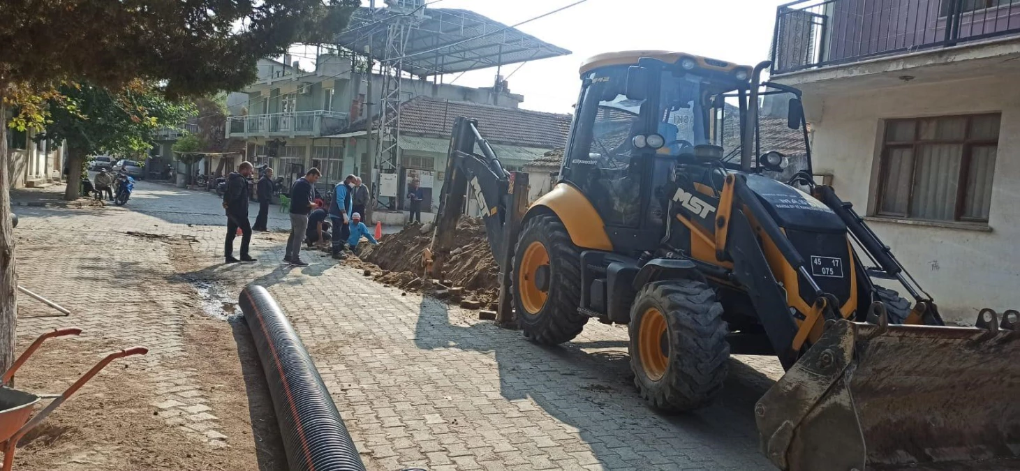 Muhtar Yılmaz, "Büyükşehir ve MASKİ\'nin Hizmette Sınırı Yok"