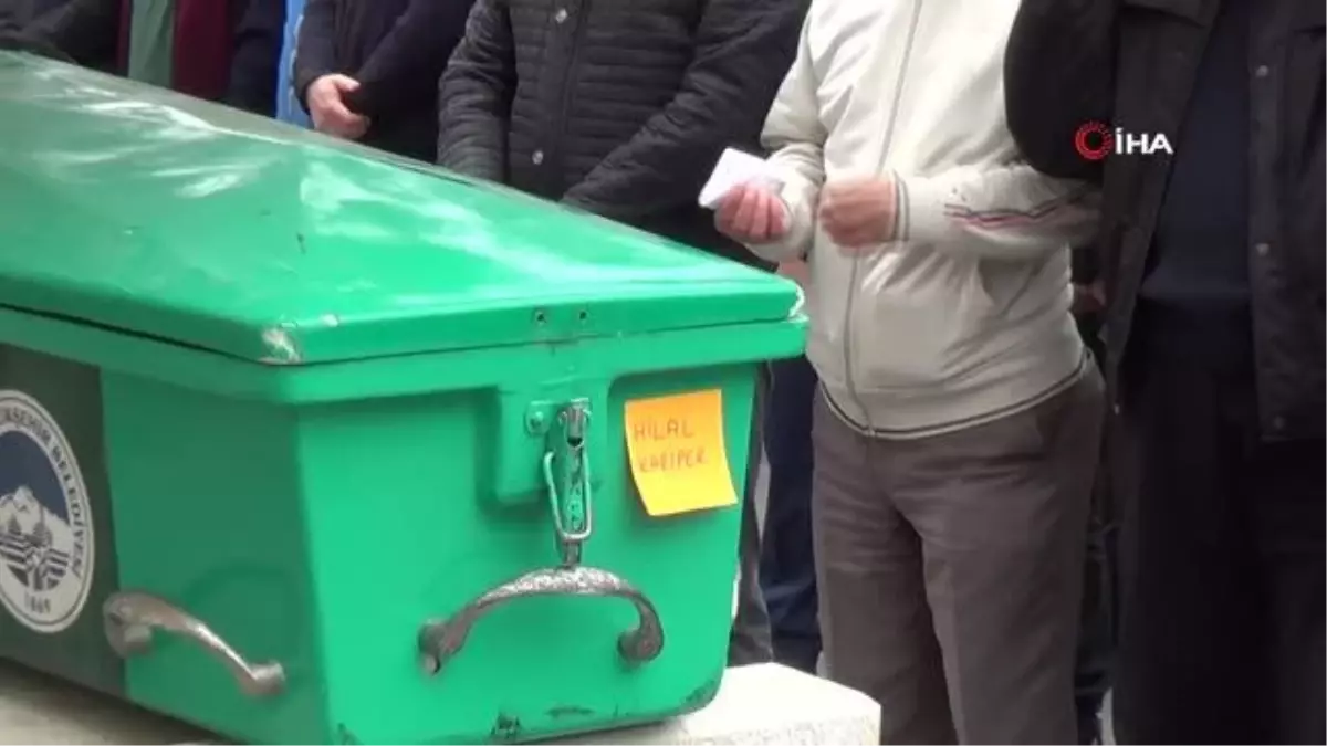 Kayalık alana düşerek hayatını kaybeden paraşütçü son yolculuğuna uğurlandı