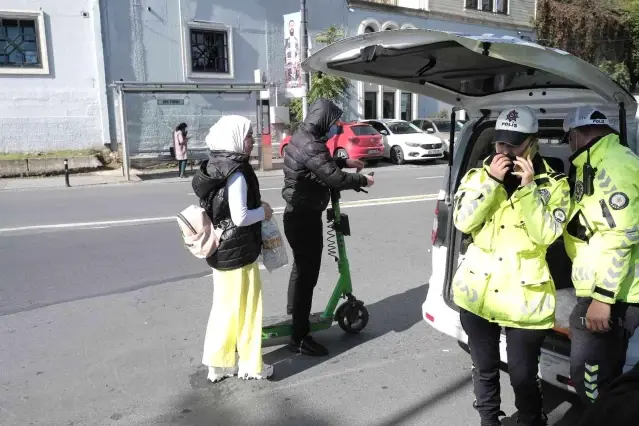 Kuruçeşme'de elektrikli scooter denetimi