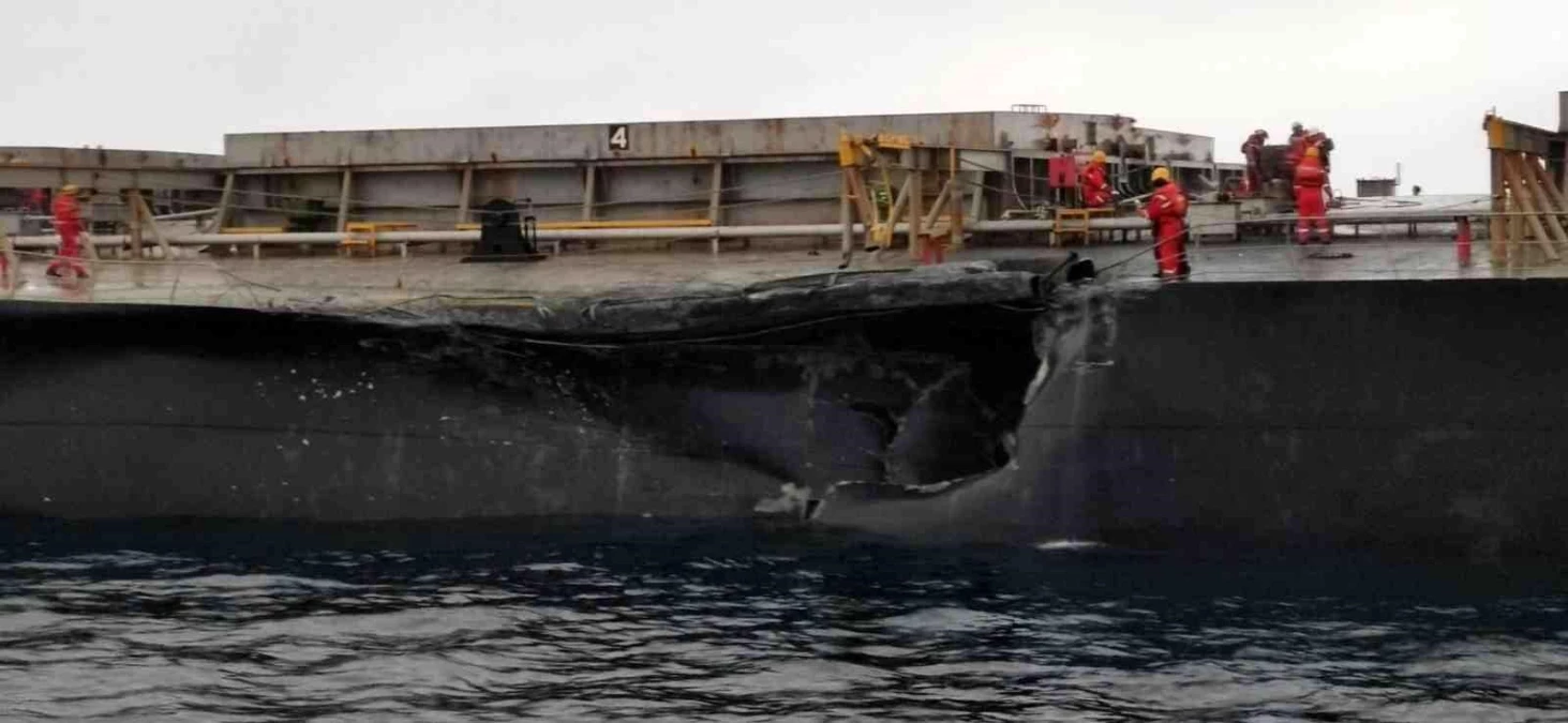 Marmara Denizi\'nde çarpışan gemilerin hasar tespiti yapıldı