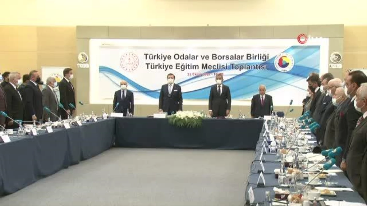 Milli Eğitim Bakanı Özer: "Bugün itibariyle birinci doz aşılarını tamamlamış öğretmen oranı yüzde 93, ikinci doz aşısını tamamlamış öğretmen oranı...