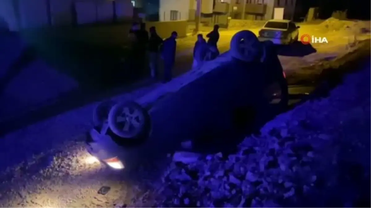 Son dakika: Polisten kaçan şahısların aracı takla attı, şahıslar kayıplara karıştı