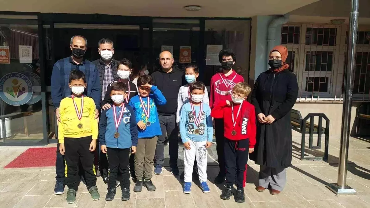 29 Ekim Cumhuriyet Bayramı satranç turnuvası sona erdi