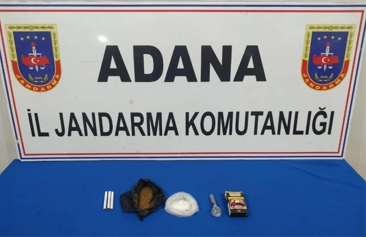 Adana\'da aracında uyuşturucu ele geçirilen sürücü gözaltına alındı