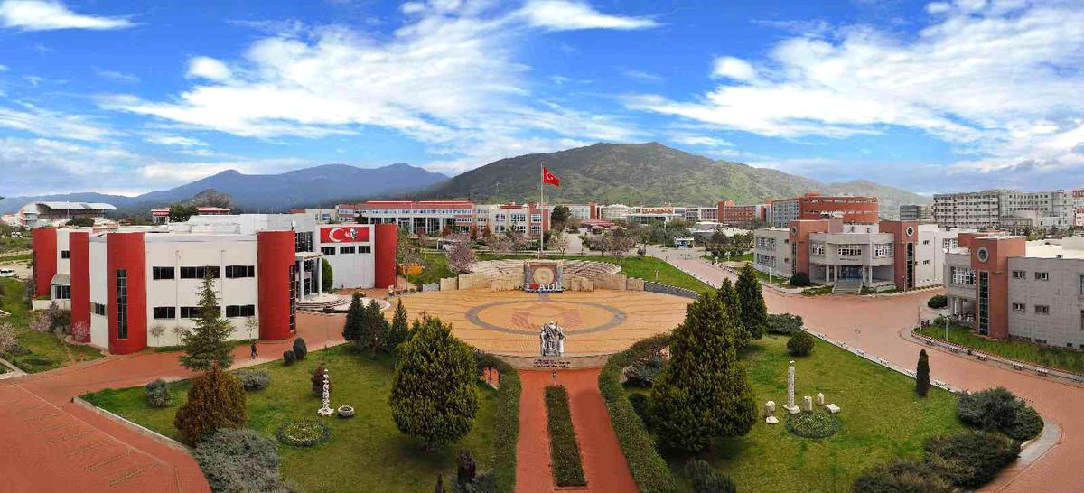 ADÜ tüm yerleşkelerinde öğrencilerine ücretsiz internet hizmeti sağlıyor