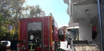 Son dakika haberi | Balkondaki kombiden çıkan yangın paniğe neden oldu