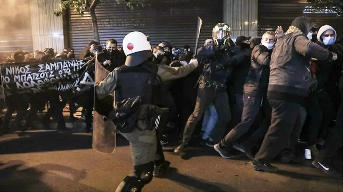 Yunanistan polisi, hırsızlık yapan bir genci öldürdü! Halk sokağa taştı