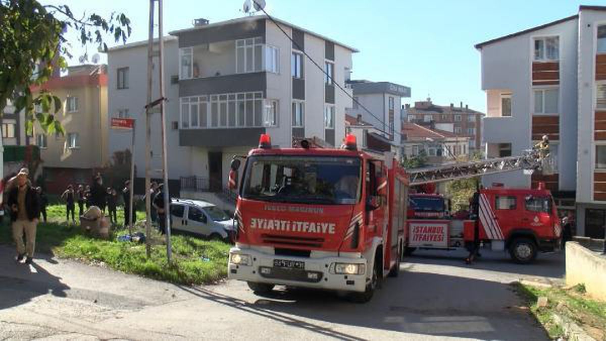 Son dakika haberleri! Kartal\'da yangında mahsur kalan 6 kişiyi itfaiye kurtardı