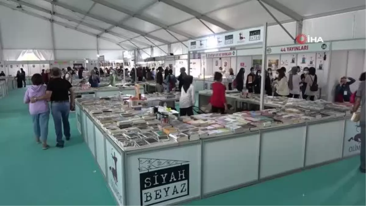 Osmaniye\'de Kitap Fuarı okuyucularıyla buluştu