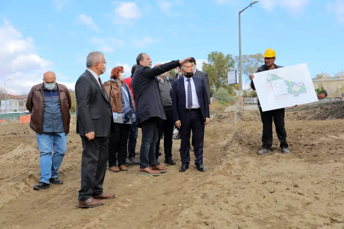 SELİMİYE MEYDANI\'NDA TARİHİ KALINTILAR ORTAYA ÇIKTI