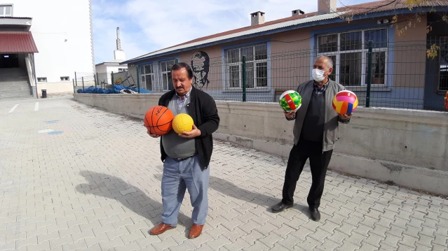 Tufanbeyli'de okullara spor malzemesi desteği