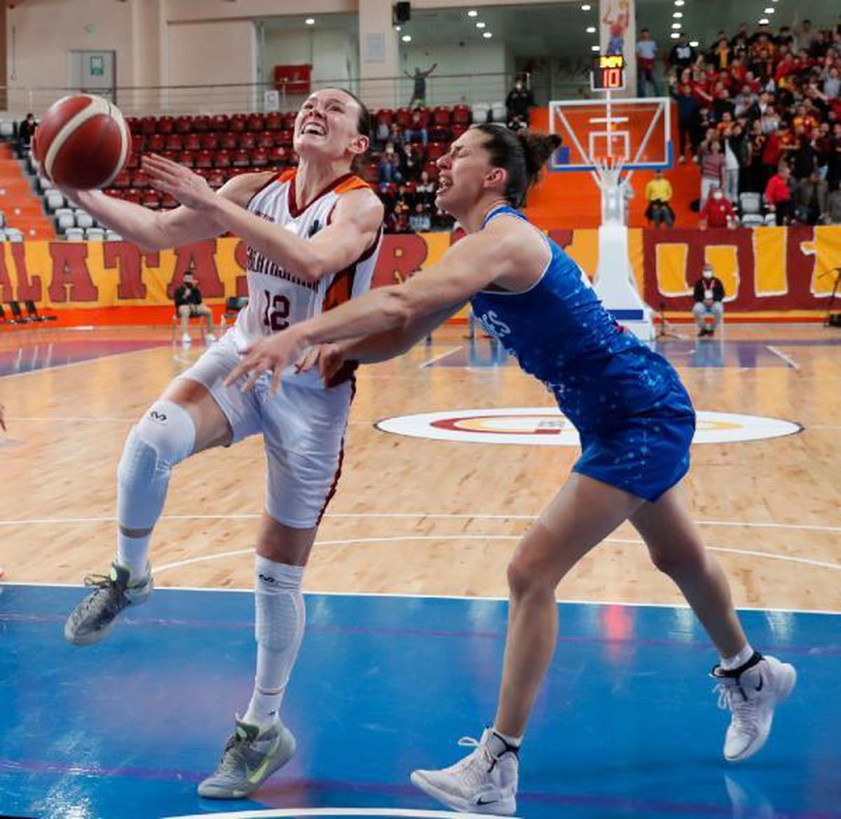 Basket Landes: 83-64