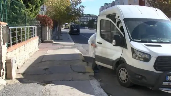 Beylikdüzü'nde emekli polis, eşi ve kızını vurup intihar etti