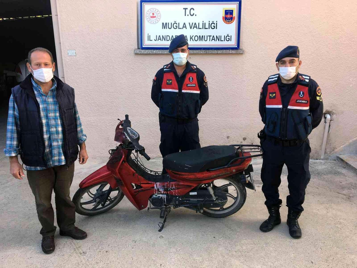 Çalınan motosikleti Jandarma buldu
