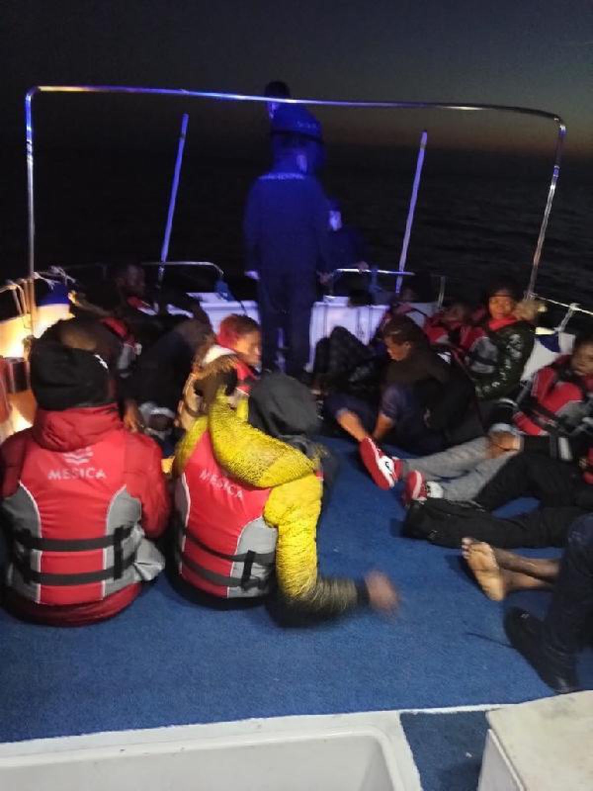 Datça açıklarında 31 kaçak göçmen kurtarıldı
