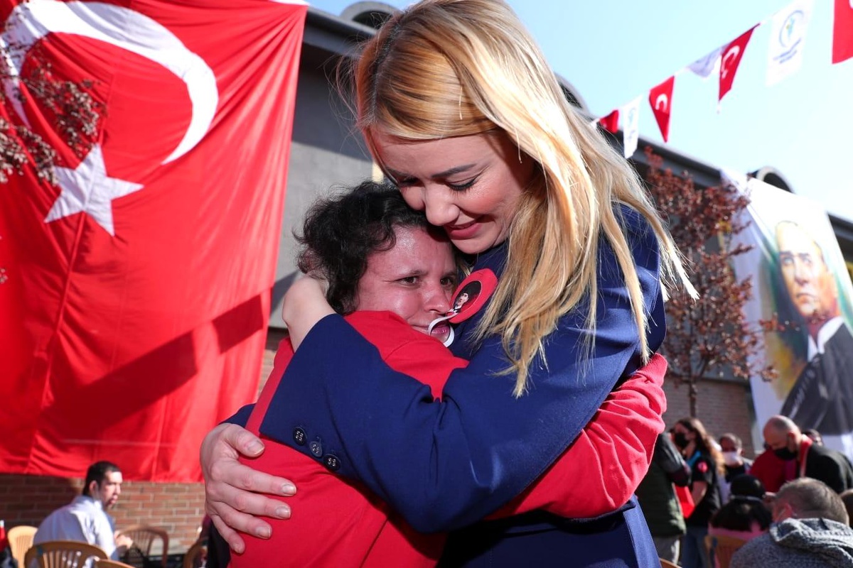 Engelsiz Yaşam Akademisi\'nde 29 Ekim Cumhuriyet Bayramı coşkusu