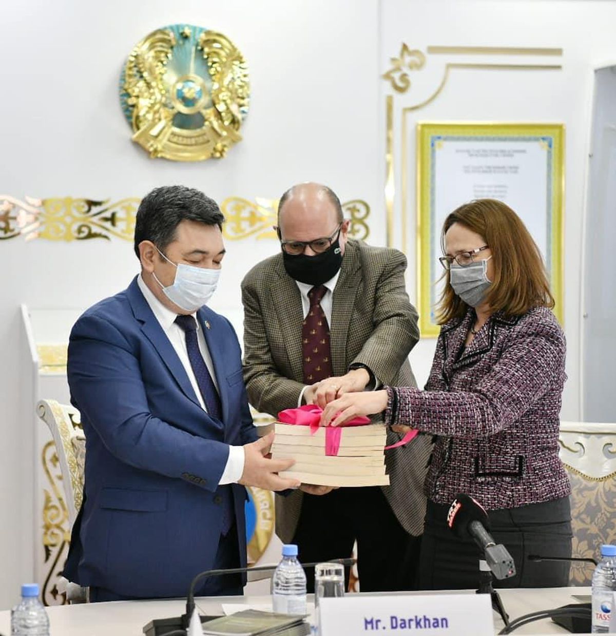 Son dakika haberi... Kazakistan\'da Macar Türkolog Vamberi\'nin "Orta Asya\'ya Seyahat" kitabı yayımlandı