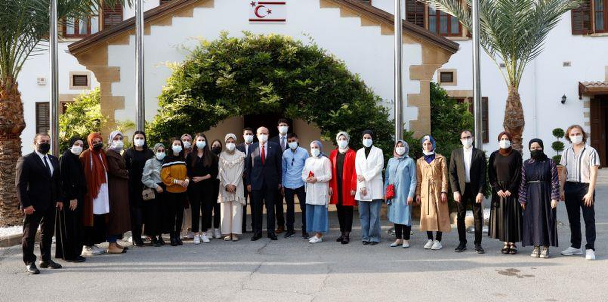 Son dakika haberi: KKTC Cumhurbaşkanı Tatar, Genç Diplomasi Akademisi\'ni kabul etti