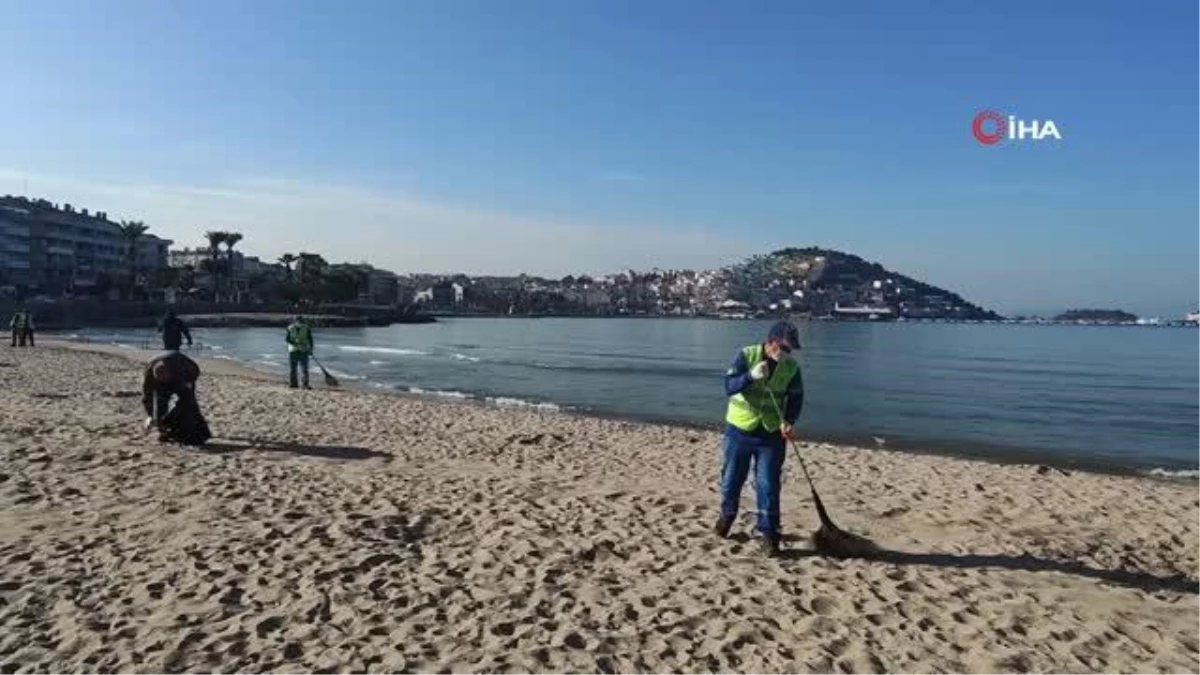 Kuşadası\'nda sahilden 75 kilogram atık toplandı