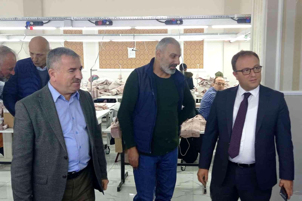 Özdemir: "Üreterek ülkemize katkı sunan herkes başımızın tacıdır"
