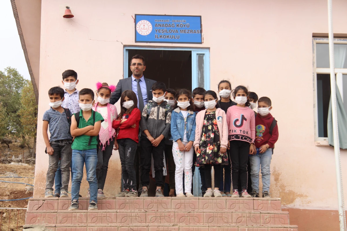 Sınır köyündeki öğrencileri için seferber oldu, "Küresel Öğretmen Ödülü"ne aday gösterildi