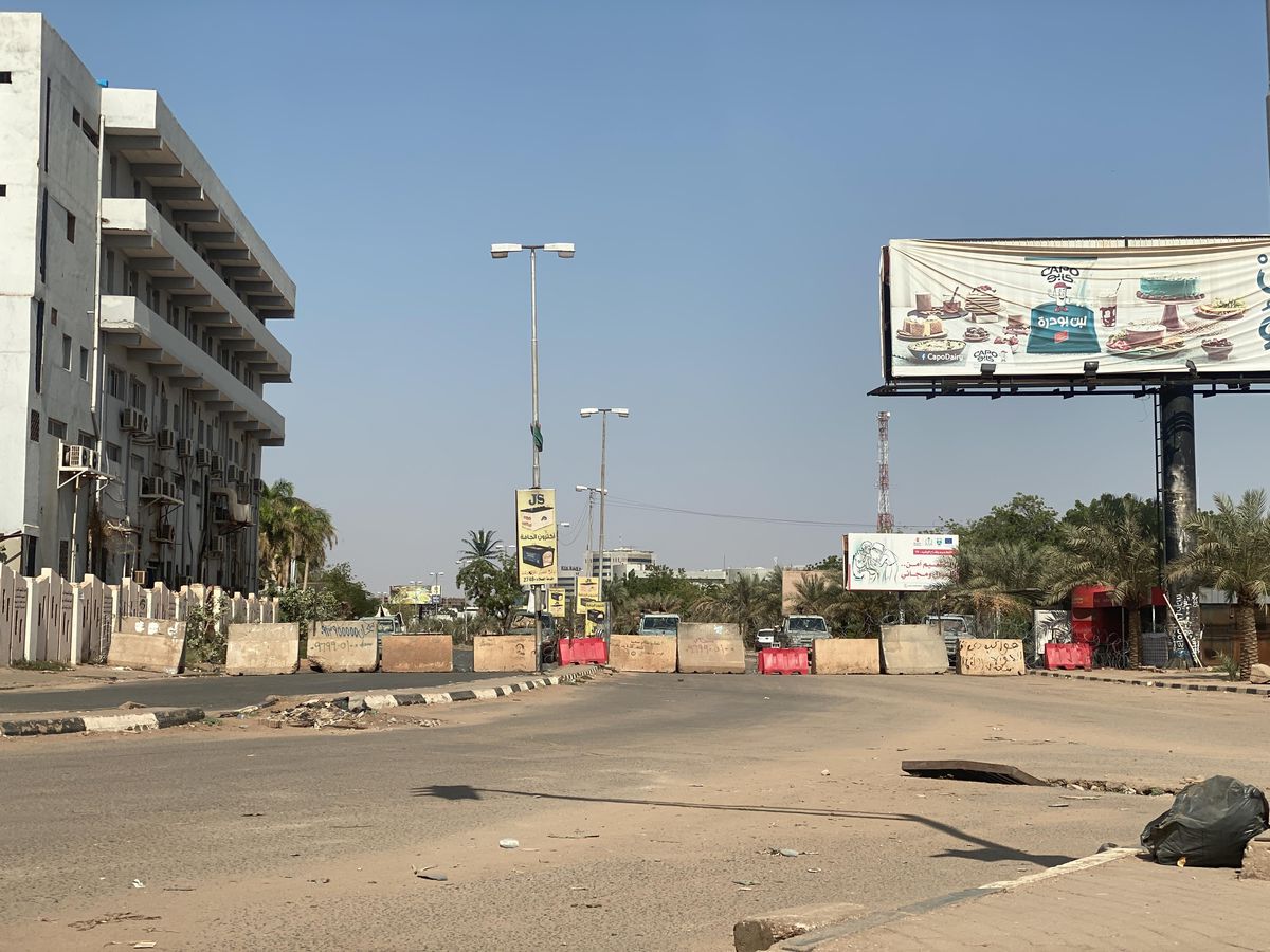 Sudan\'da Cumhurbaşkanlığı önündeki oturma eylemi sona erdi