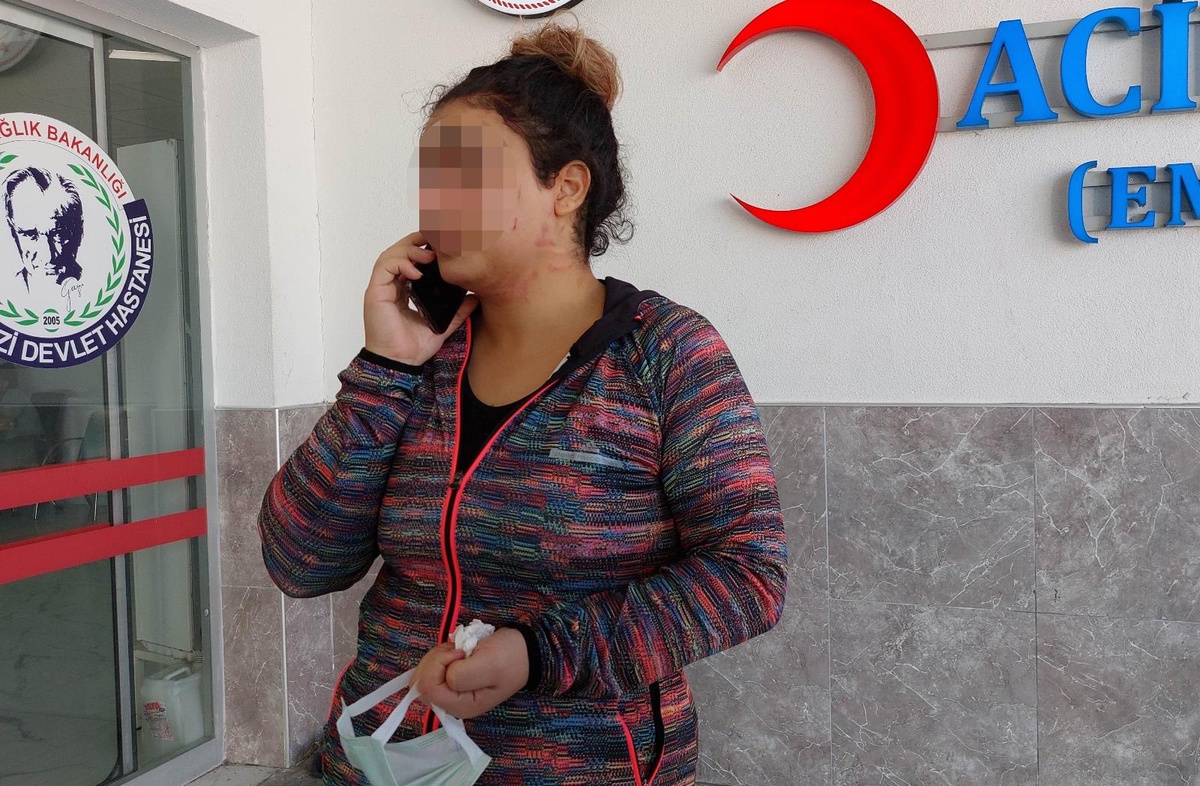 Tartıştığı karısını falçatayla yaraladı