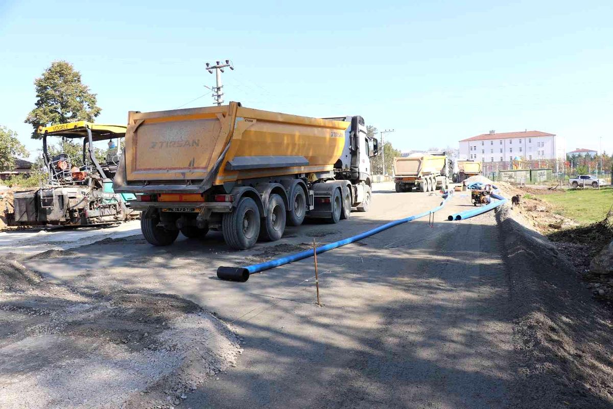 Trafiği ve havayı rahatlatacak çevre yolunda çalışmalar sürüyor