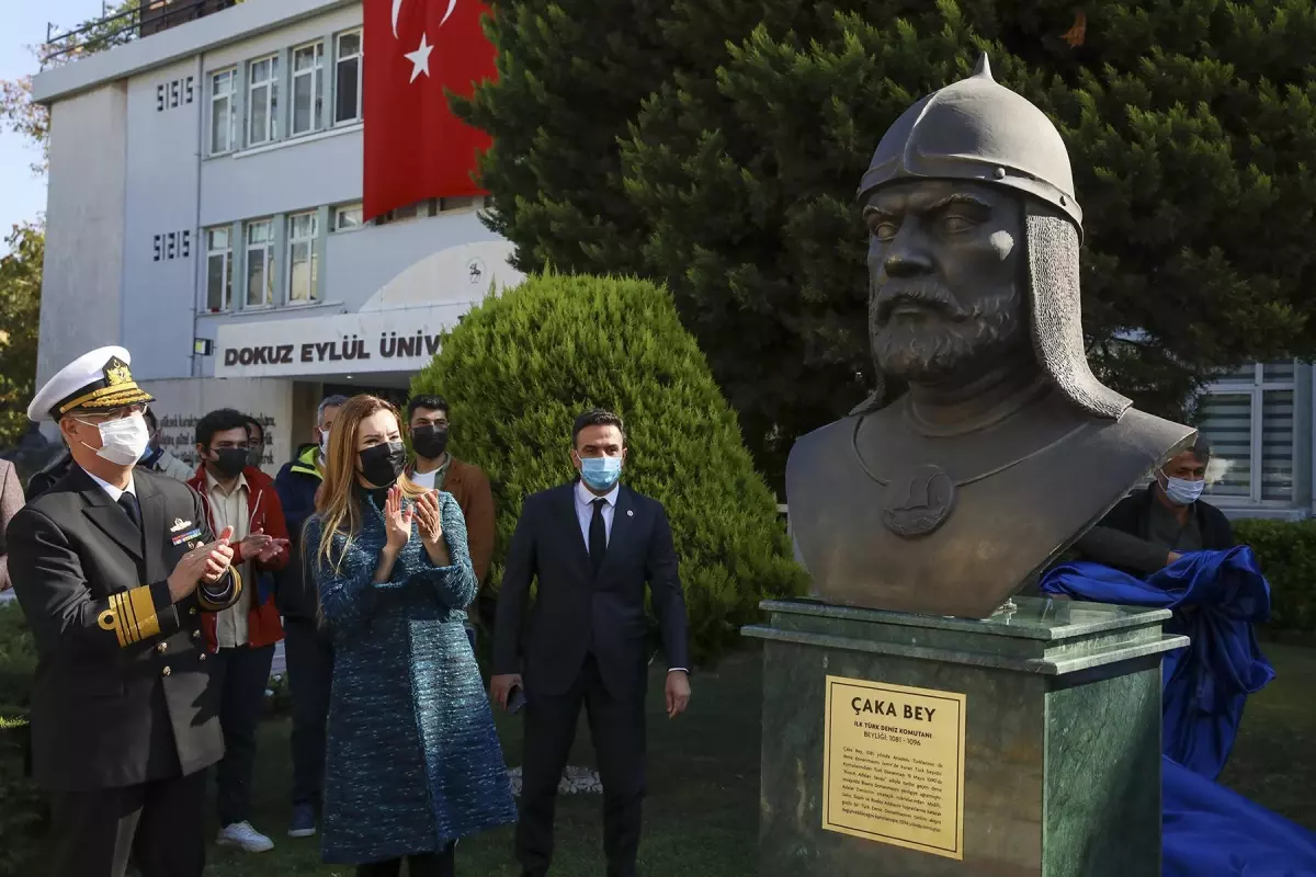 Türk denizciliğin sembol ismi Çaka Bey anısına Dokuz Eylül Üniversitesi\'nde büst yapıldı