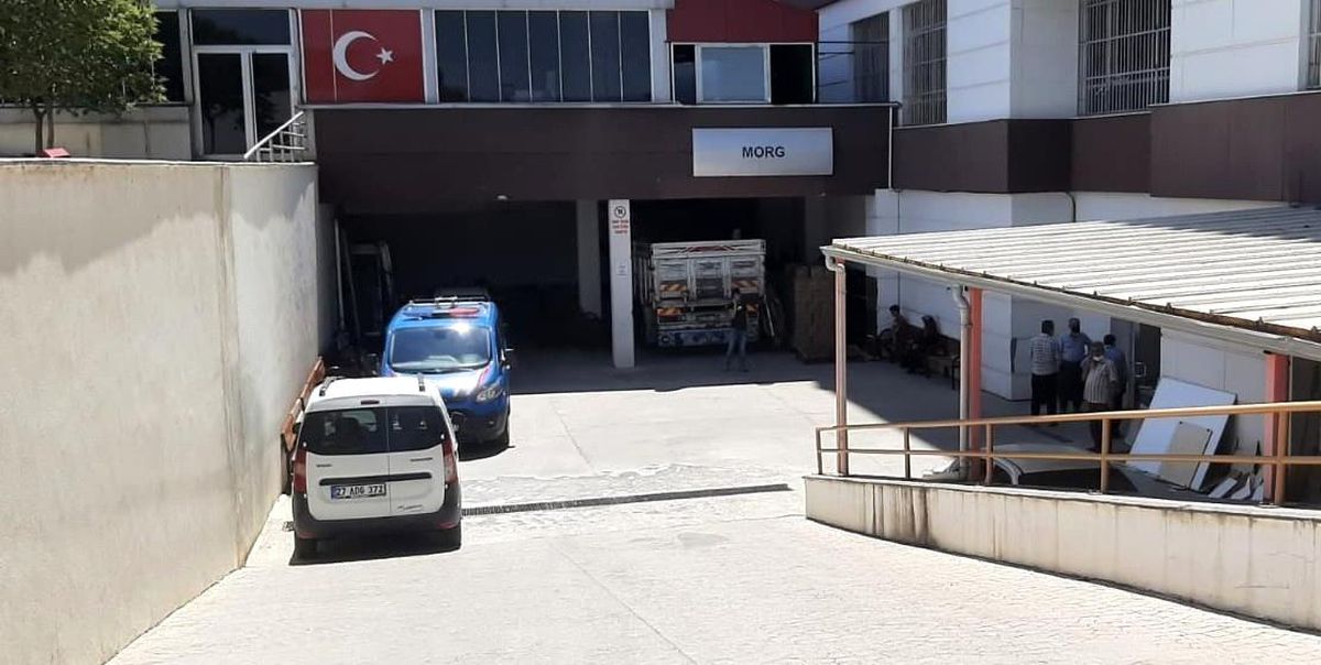 Adıyaman\'da çapa motoru devrildi: 1 ölü