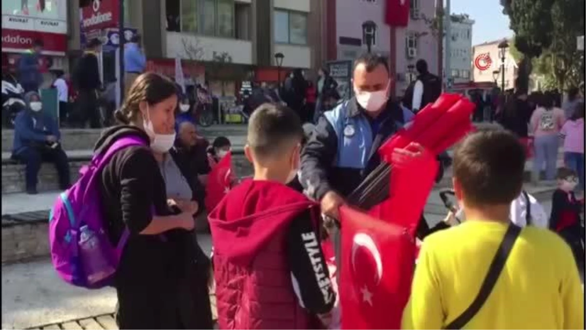 Alaşehirliler \'Cumhuriyet Bayramı\' için yürüdü