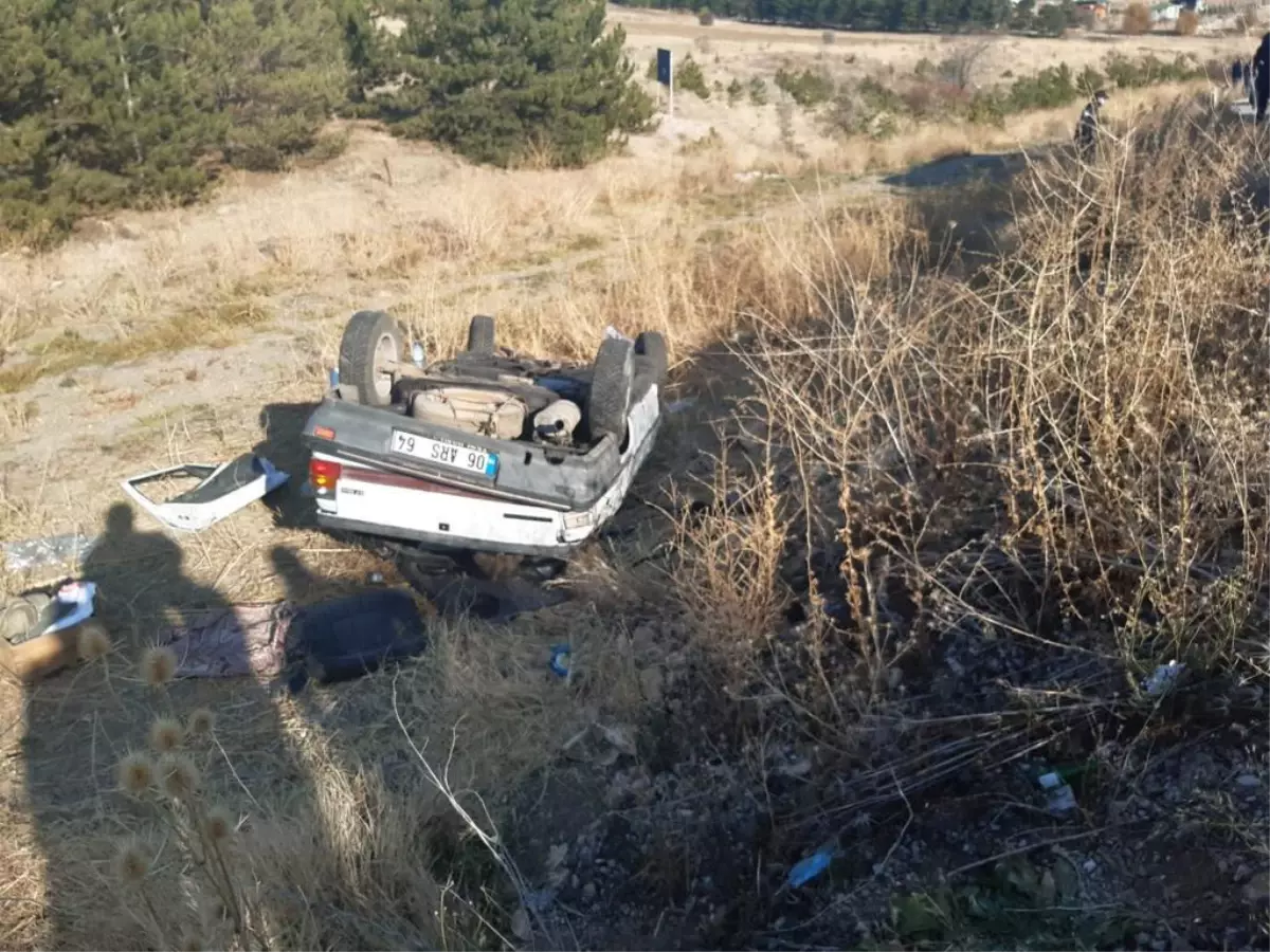 Son dakika haberi... ÇUBUK\'TA OTOMOBİL ŞARAMPOLE DEVRİLDİ: 1 ÖLÜ, 2 YARALI