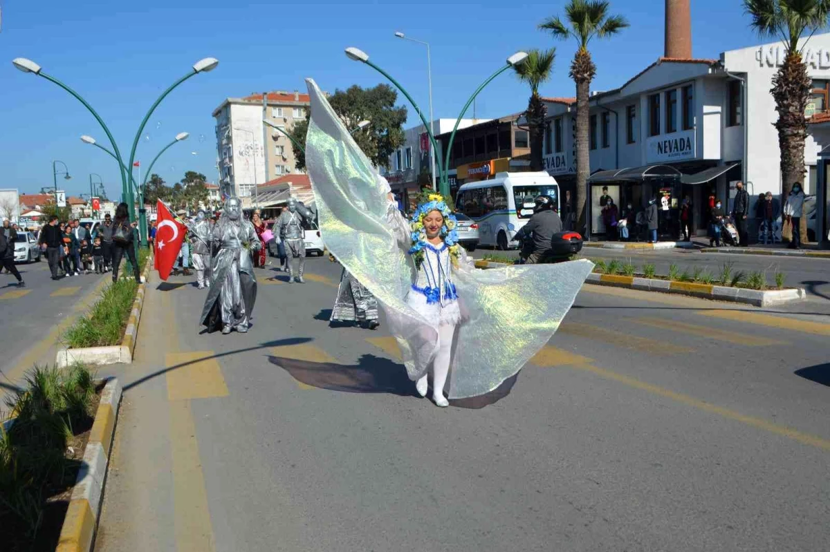 Ayvalık\'ta 16. Uluslararası Zeytin Hasat Festivali başladı
