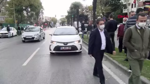 Bahçelievler'de yolun karşısına geçerken otomobilin çarptığı yaya yaralandı