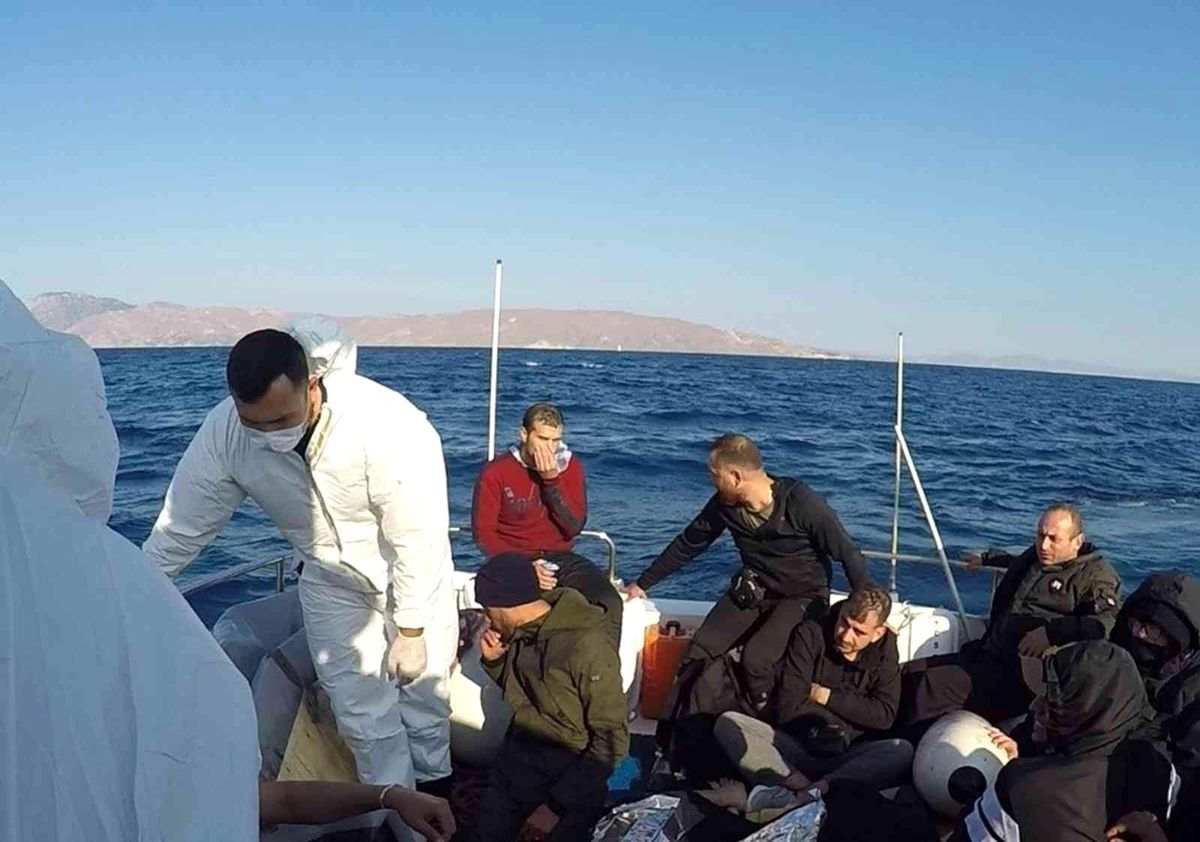 Datça açıklarında 31 düzensiz göçmen kurtarıldı