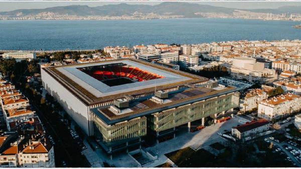 Göztepe\'de Gürsel Aksel Stadı bereketi
