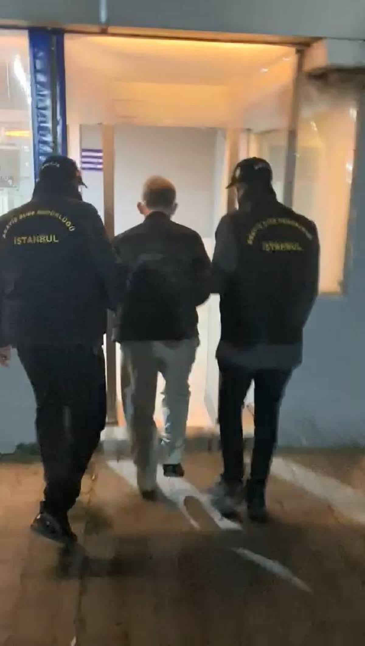 İstanbul\'da kesinleşmiş hapis cezaları bulunan 52 kişi yakalandı
