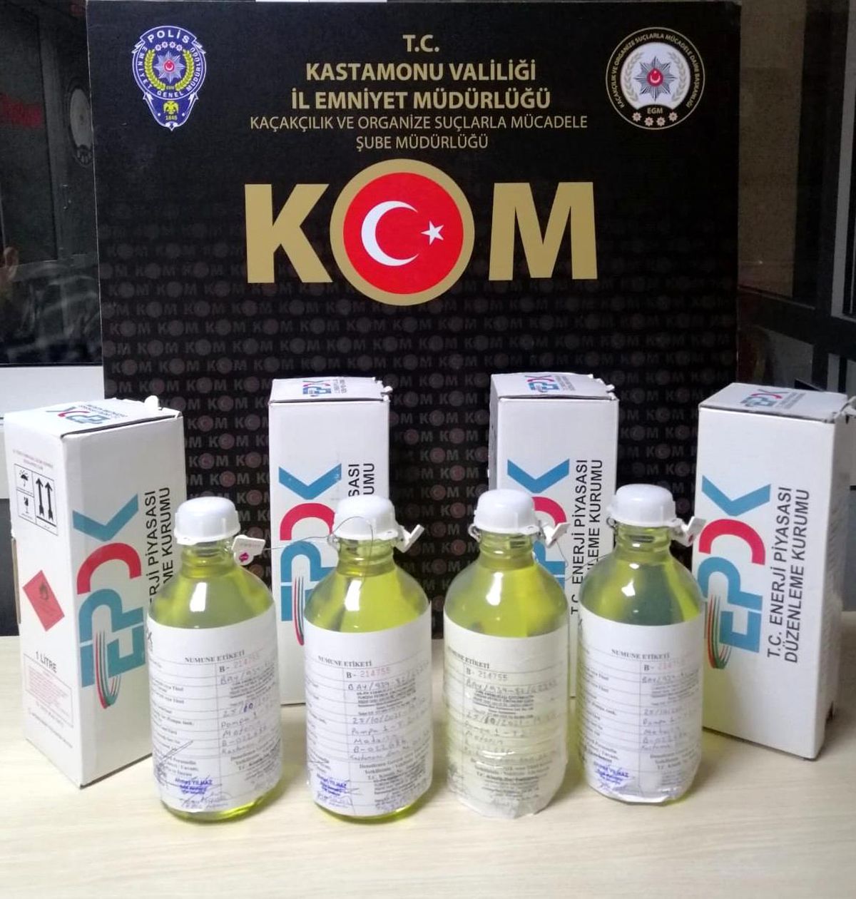 Kastamonu\'da 4 bin 702 litre kaçak akaryakıt ele geçirildi