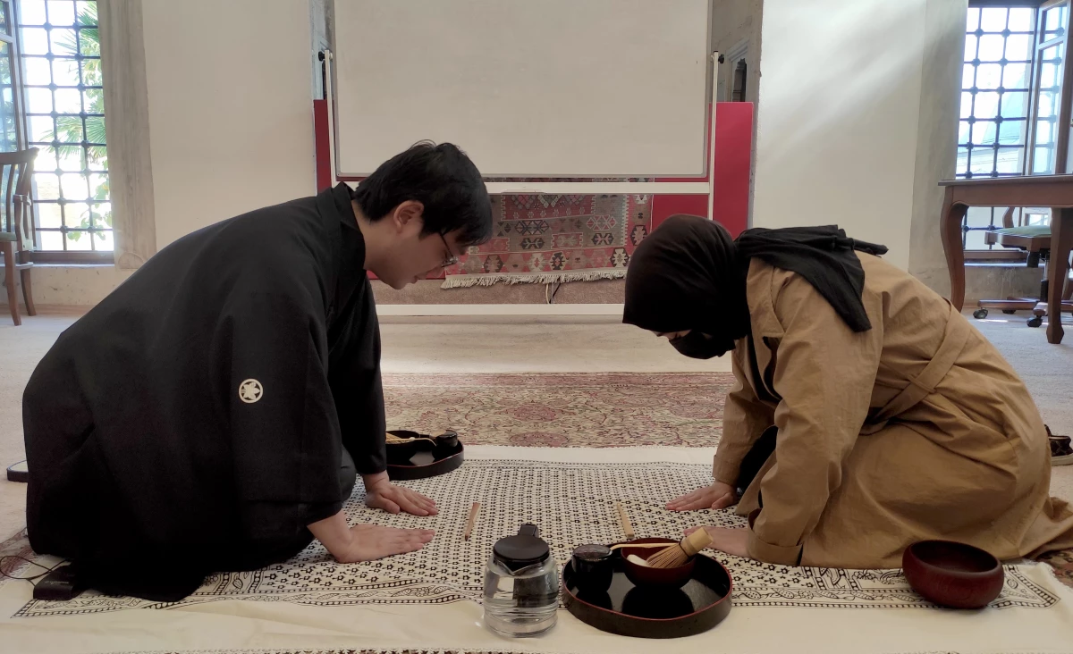 Müslüman Japon akademisyen çay seremonisi ile sabır demliyor (1)