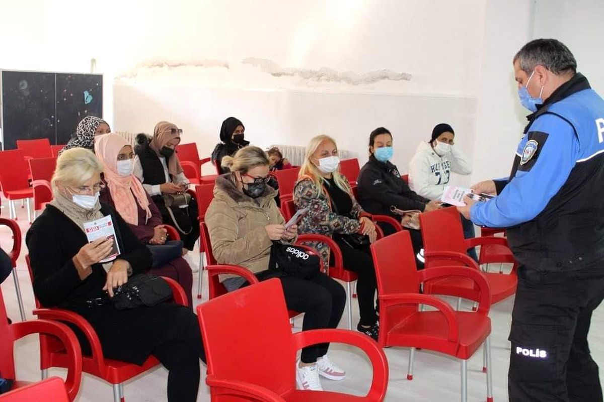 Son dakika haberleri | Polis okul okul bilgilendiriyor