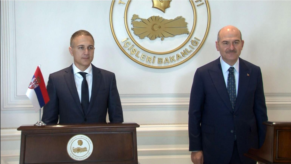 Son dakika politika: Sırbistan Savunma Bakanı Stefanoviç\'ten Bakan Soylu\'ya ziyaret