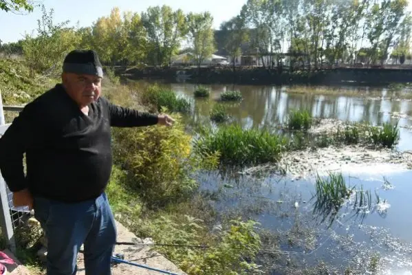 TUNCA NEHRİ ATIKLARLA ÇÖPLÜĞE DÖNDÜ