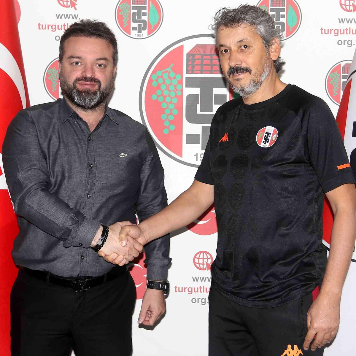 Turgutluspor\'da Atila Gerin imza attı