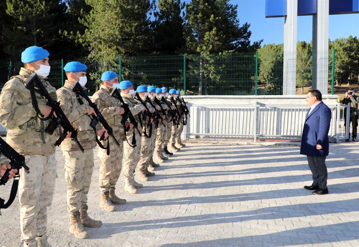 Son dakika haberleri... Vali Çiçek: "Asayişi tahsis etmek için polis ve jandarma gece gündüz çalışıyor"
