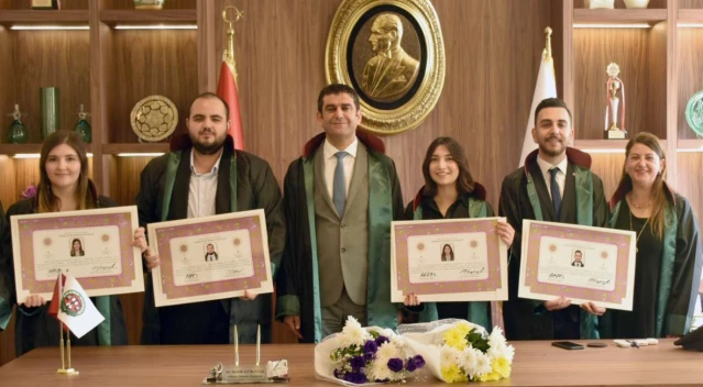 Adana'da stajını tamamlayan 7 avukat ruhsatlarını aldı